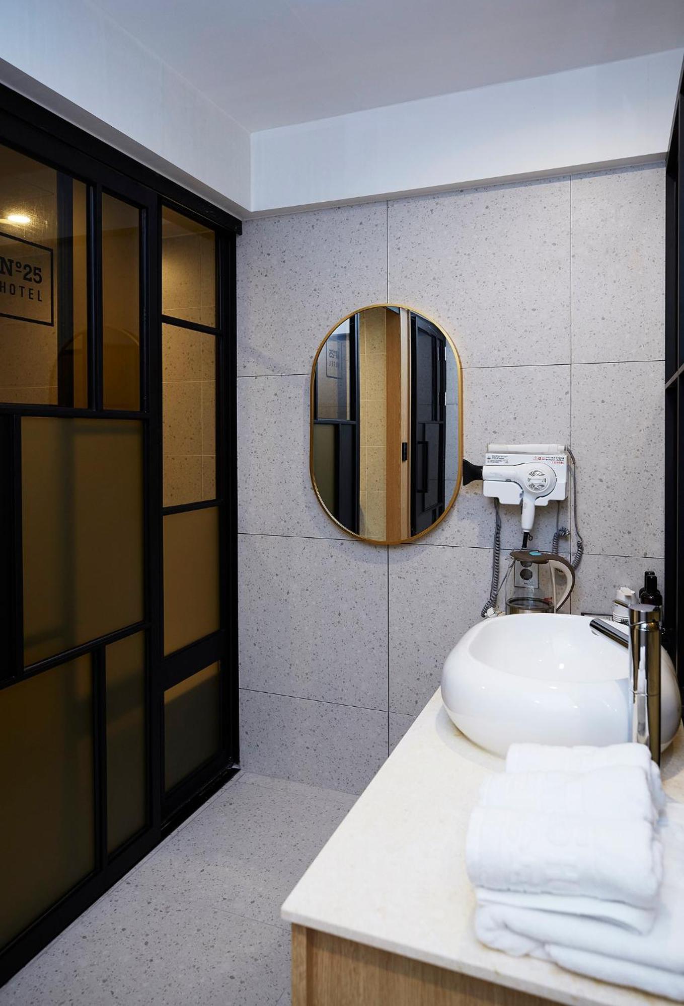 No.25 Hotel Incheon Songdo Kültér fotó